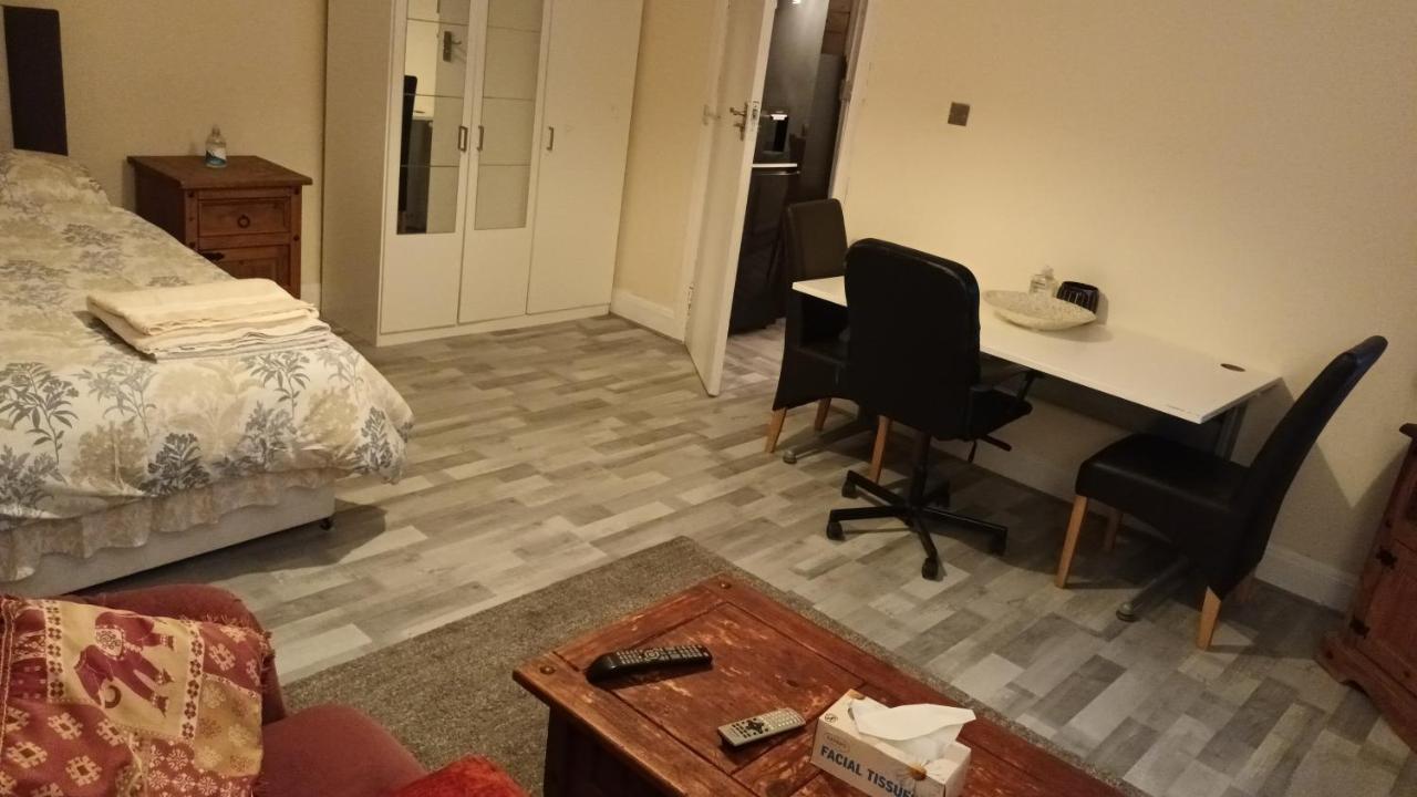Dach Apartments - Cozy 3 Bed Apartment In Hendon 에지웨어 외부 사진